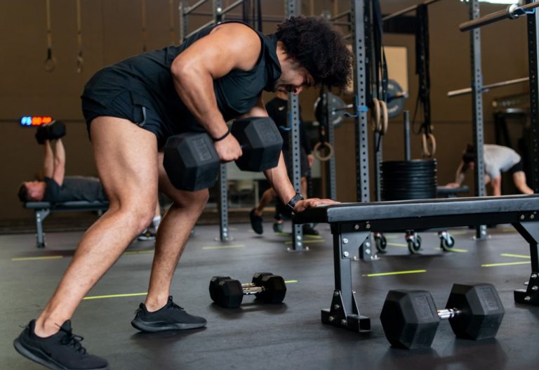 Krachttraining Eindhoven - Strength - Dumbell Row - Mannen
